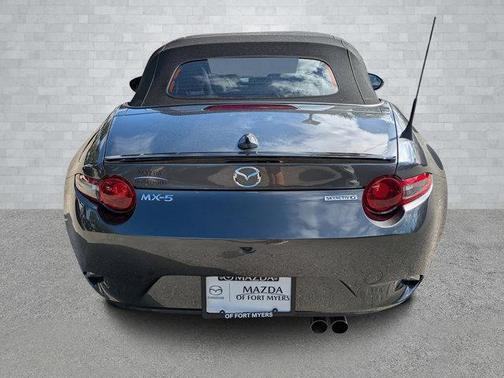 2021 Mazda MX-5 Miata Club