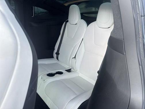 2023 Tesla Model X Standard Range