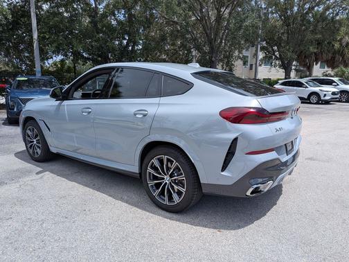 Brooklyn Grey Metallic 2025 BMW X6 xDrive40i