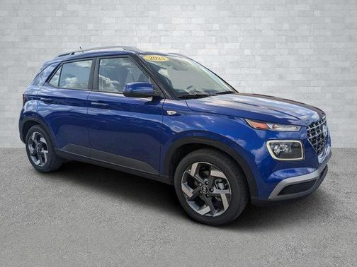 2024 Hyundai VENUE Limited