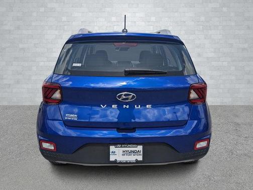 2024 Hyundai VENUE Limited