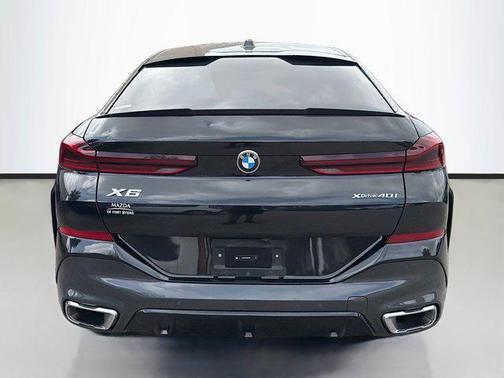 2025 BMW X6 xDrive40i