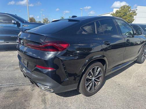 2025 BMW X6 xDrive40i