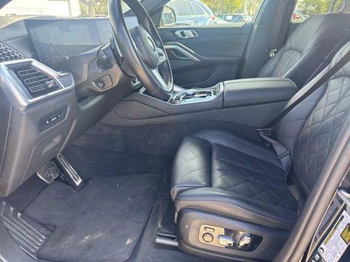 2025 BMW X6 xDrive40i