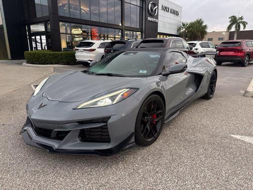 Sea Wolf Gray Tricoat 2025 Chevrolet Corvette Z06