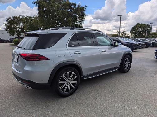 Cirrus Silver Metallic 2026 Mercedes-Benz GLE 350 4MATIC