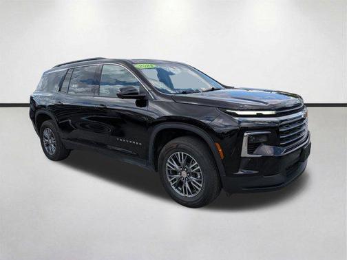 Mosaic Black Metallic 2024 Chevrolet Traverse LT