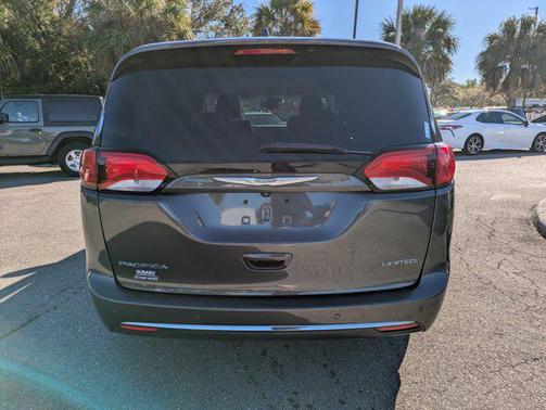 2018 Chrysler Pacifica Limited