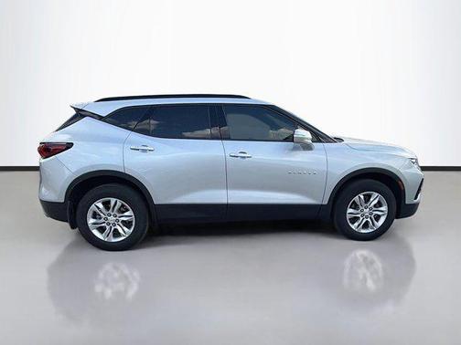 Silver Ice Metallic 2022 Chevrolet Blazer 2LT