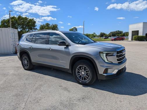Sterling Metallic 2025 GMC Acadia FWD Elevation