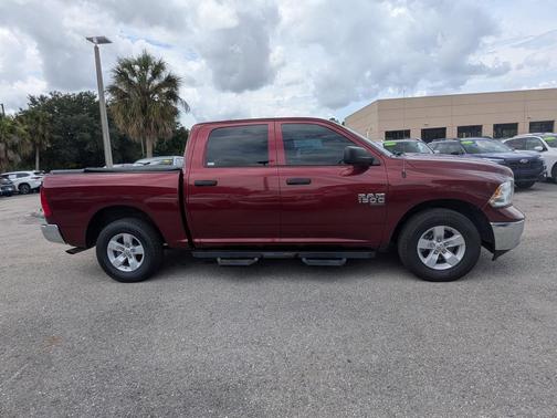 Delmonico Red Pearlcoat 2020 RAM 1500 Tradesman