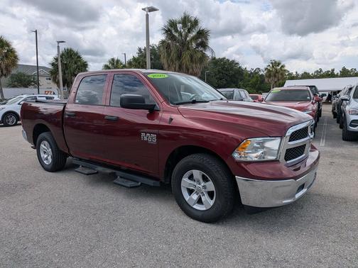 Delmonico Red Pearlcoat 2020 RAM 1500 Tradesman