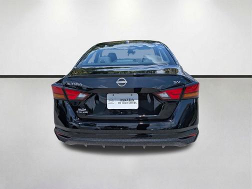 Super Black 2024 Nissan Altima 2.5 SV