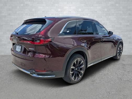 2024 Mazda CX-90 PHEV Premium Plus