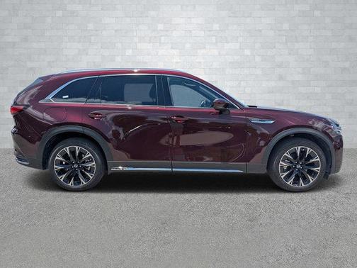 2024 Mazda CX-90 PHEV Premium Plus