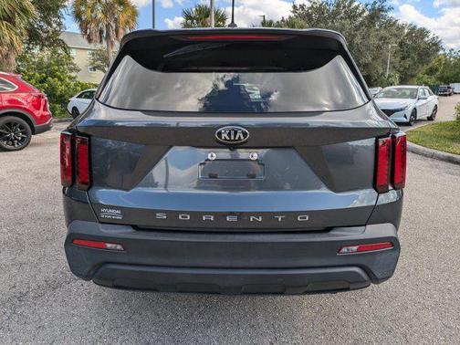 2021 Kia Sorento LX
