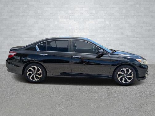 2017 Honda Accord EX