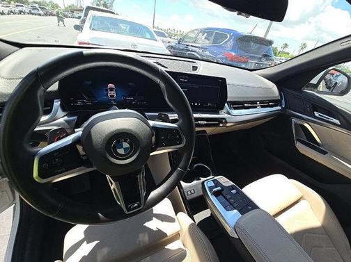 Alpine White 2025 BMW X2 xDrive28i