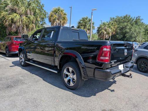 Diamond Black Crystal Pearlcoat 2023 RAM 1500 Laramie