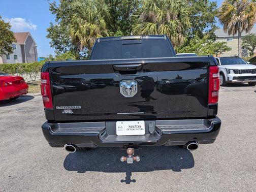 Diamond Black Crystal Pearlcoat 2023 RAM 1500 Laramie