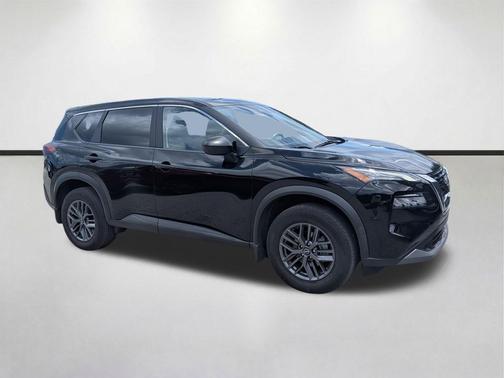 Super Black 2023 Nissan Rogue S
