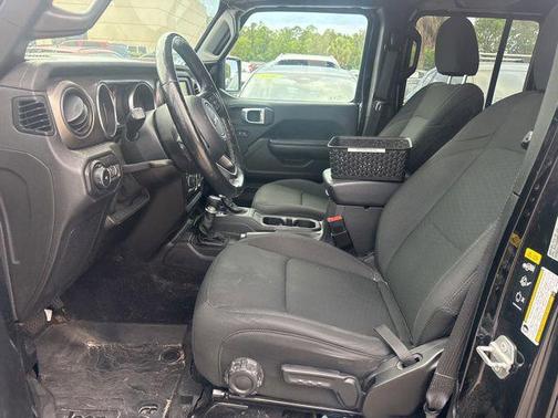 Black Clearcoat 2020 Jeep Wrangler Unlimited Sport