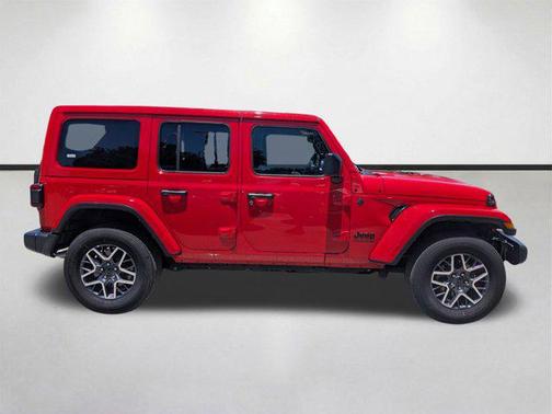Firecracker Red Clearcoat 2025 Jeep Wrangler 4-Door Sahara 4x4