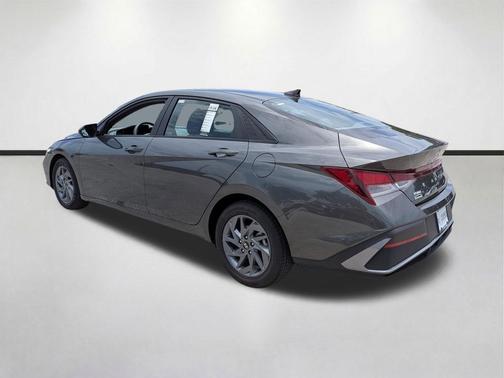 Amazon Gray 2024 Hyundai ELANTRA SEL