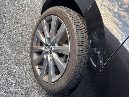 2024 Mazda Mazda3 FWD w/Preferred Package