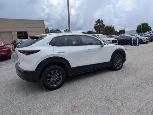 Snowflake White Pearl Mica 2023 Mazda CX-30 2.5 S
