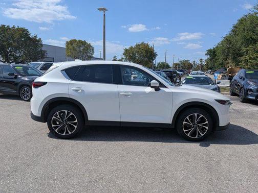 Snowflake White Pearl Mica 2022 Mazda CX-5 2.5 S