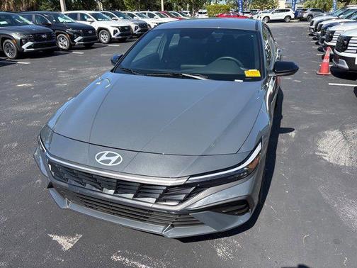 2025 Hyundai ELANTRA Sport