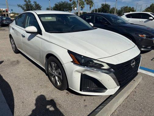 2023 Nissan Altima S FWD
