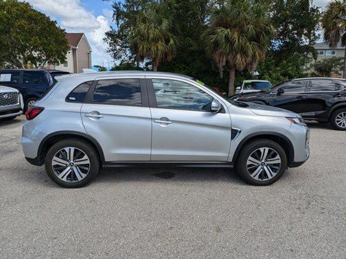 2024 Mitsubishi Outlander Sport SE