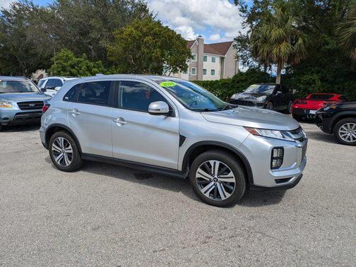 2024 Mitsubishi Outlander Sport SE