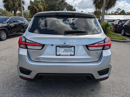 2024 Mitsubishi Outlander Sport SE