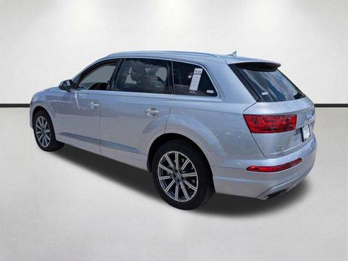 2019 Audi Q7 55 Premium Plus