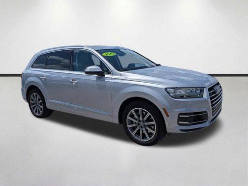 2019 Audi Q7 55 Premium Plus
