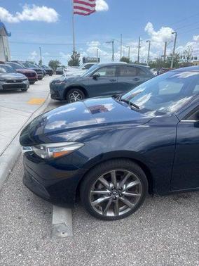 2018 Mazda Mazda3 Touring