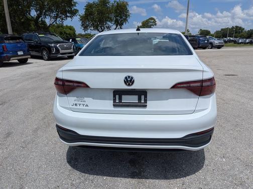 Pure White 2024 Volkswagen Jetta 1.5T S