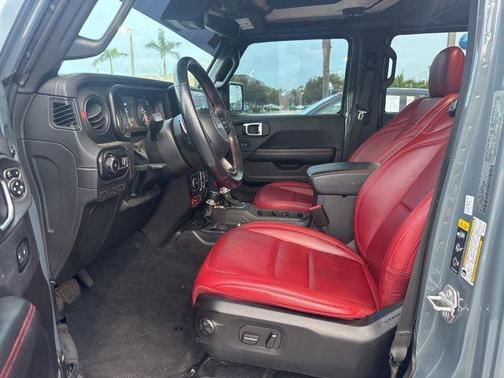 Anvil Clear Coat 2024 Jeep Wrangler Rubicon 392