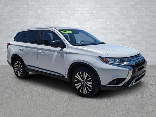 2020 Mitsubishi Outlander ES