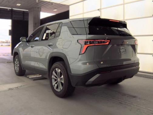 Sterling Gray Metallic 2025 Chevrolet Equinox 1LT