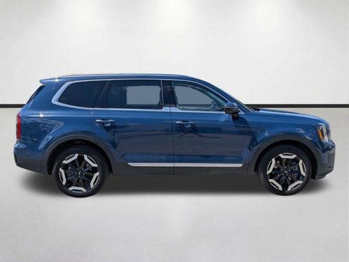 Midnight Lake Blue 2025 Kia Telluride S