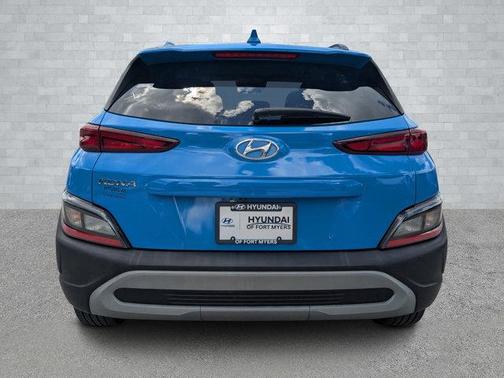 2022 Hyundai KONA SEL