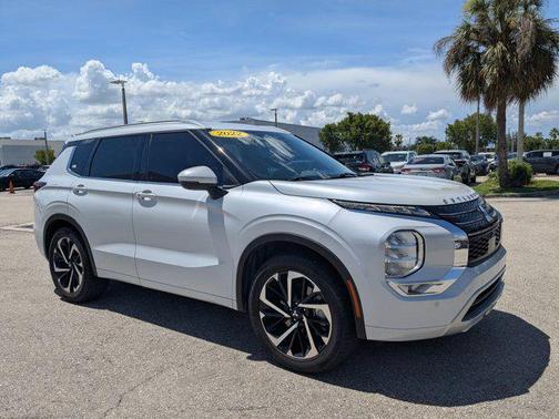 2022 Mitsubishi Outlander SEL 2.5 2WD