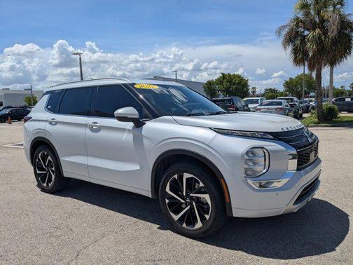 2022 Mitsubishi Outlander SEL 2.5 2WD