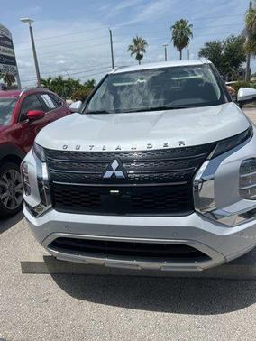 2022 Mitsubishi Outlander SEL 2.5 2WD