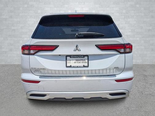 2022 Mitsubishi Outlander SEL 2.5 2WD