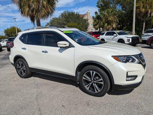 2020 Nissan Rogue SV